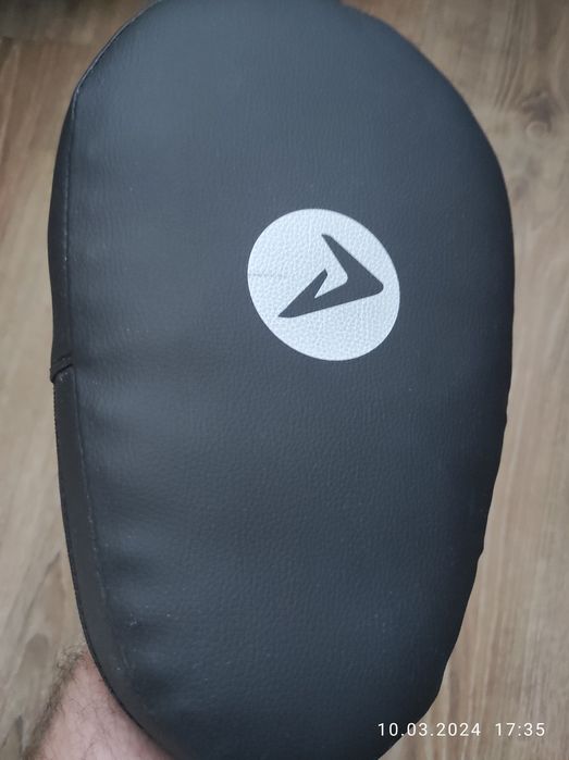 Продам лапу для тренировки