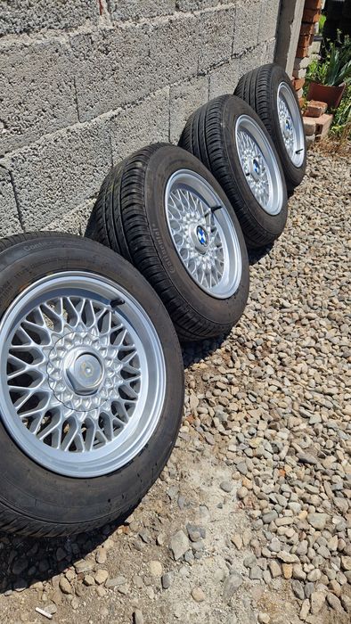 BMW E34 525 джанти със летни гуми 185/65/15 7J×15 5×120  ET20 DOT 0919