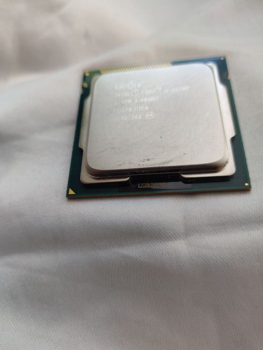 I5-3570K, Procesor Intel I5 Unlocked, printre seriile legenda ale Overclockului alaturi de 3770k, 4790k si 4690k - Doar predare Bucuresti Bemve seria