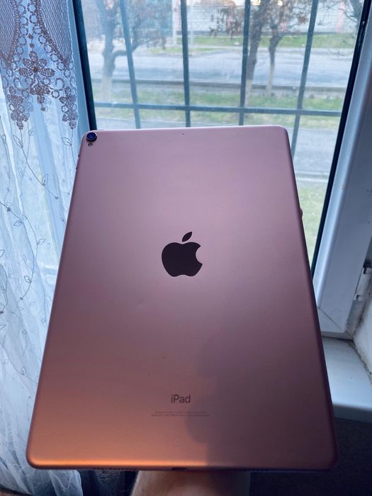 Продам Ipad pro 64gb