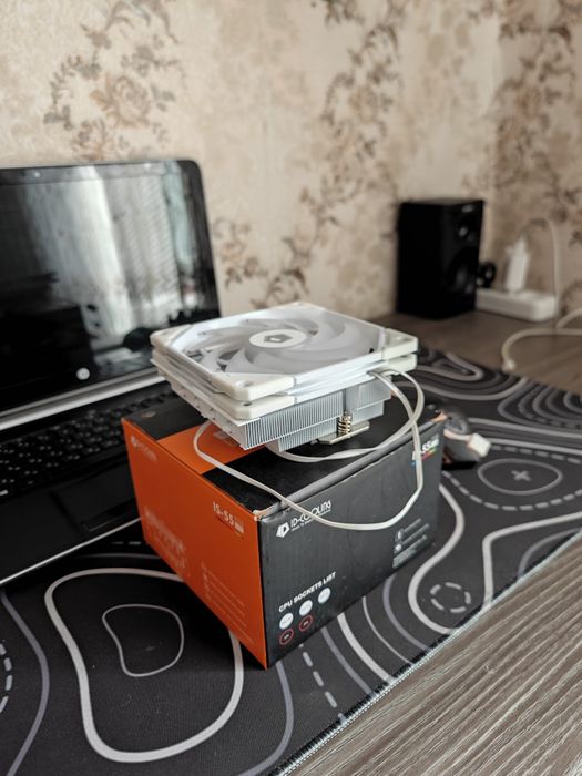 Продам кулер процессора ID-Cooling IS-55 ARGB White