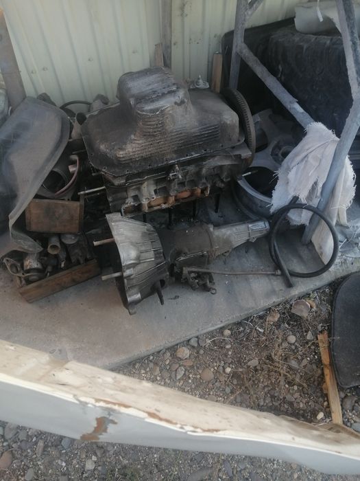 Москвич запчасти двигатель коробка