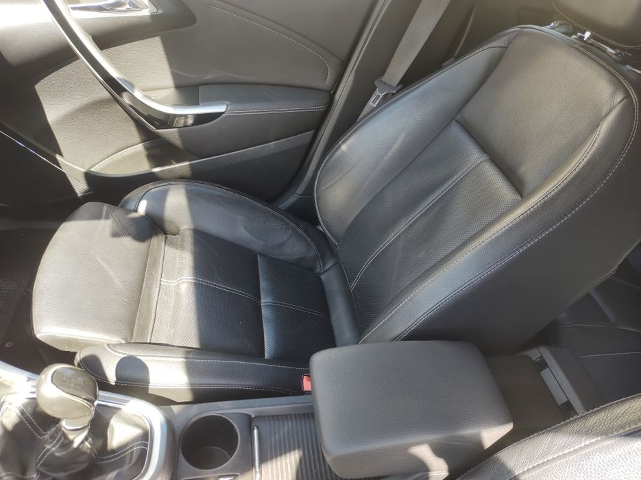 Astra J на части