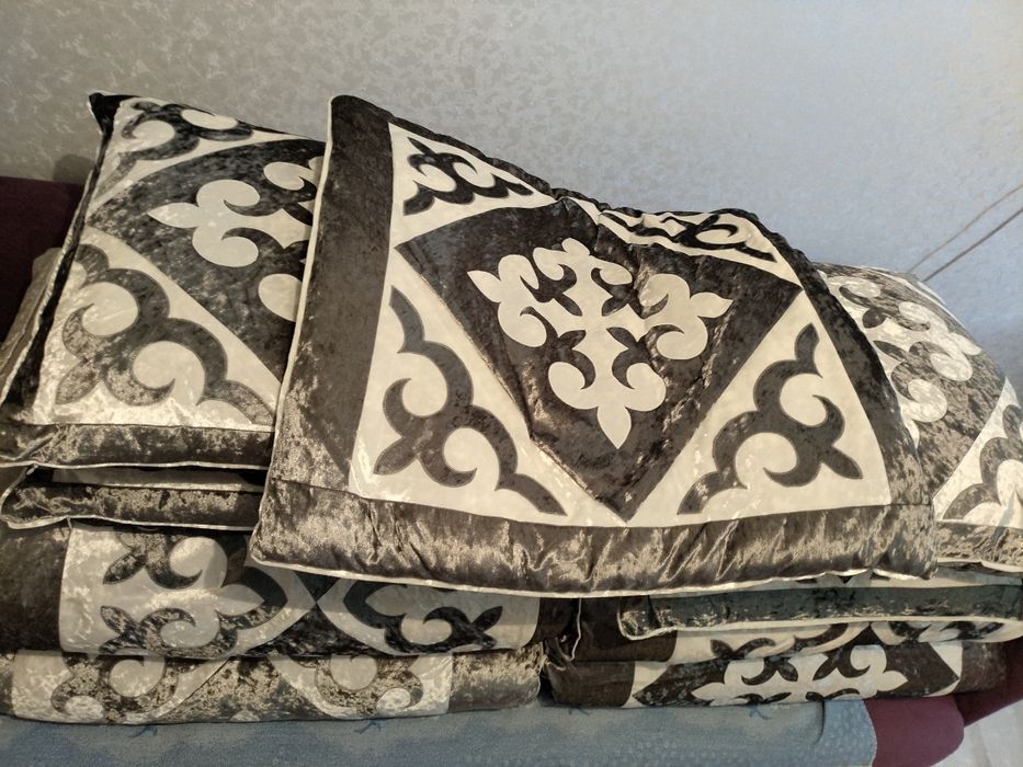 Продам корпешки новые