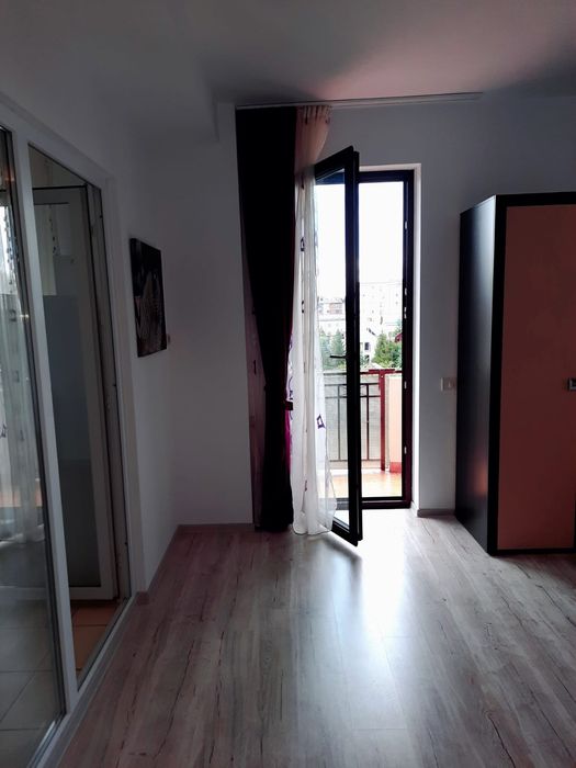 Vând apartament 2 camere