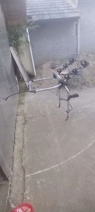 Suport haion auto 3 biciclete Thule