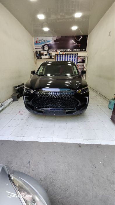 Tracker 2 oblisovka Lexus dizayn