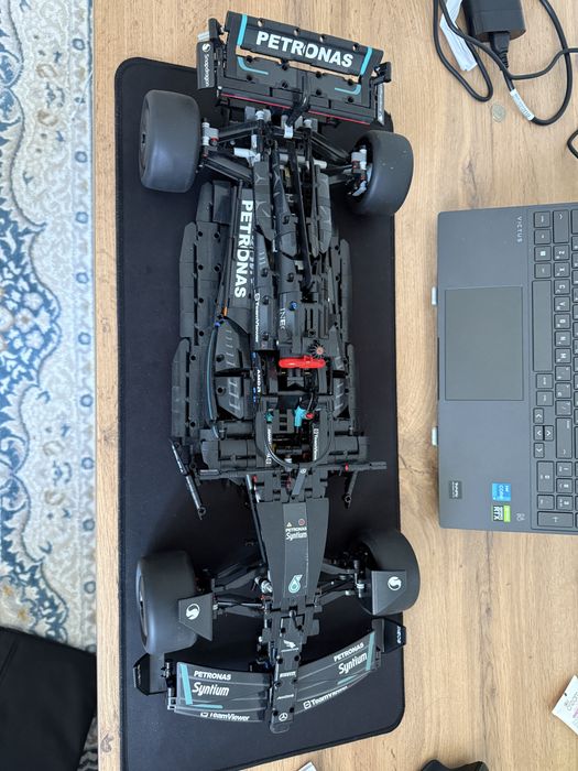 LEGO / Лего Конструктор реплика LEGO Technic в собранном виде
