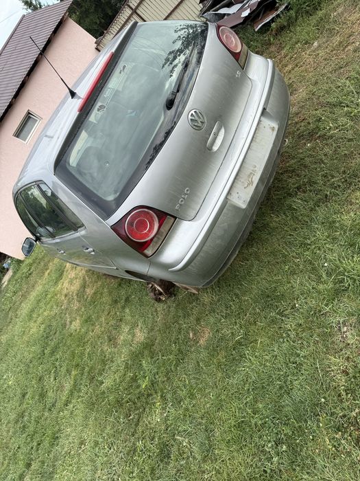 Dezmembrez vw polo 9N