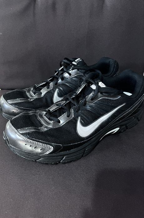 Adidasi nike running