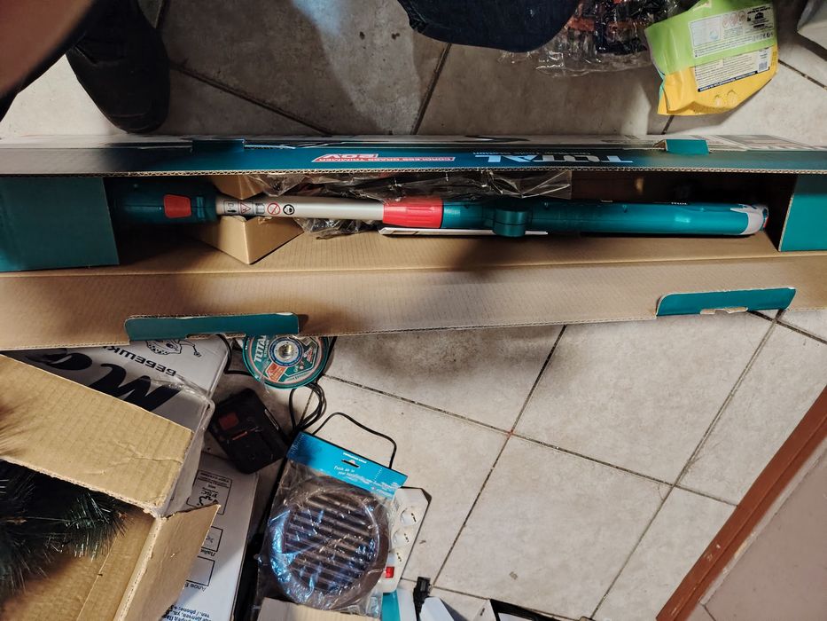 Акумулаторен тример за трева TOTAL, 20 V, без батерия