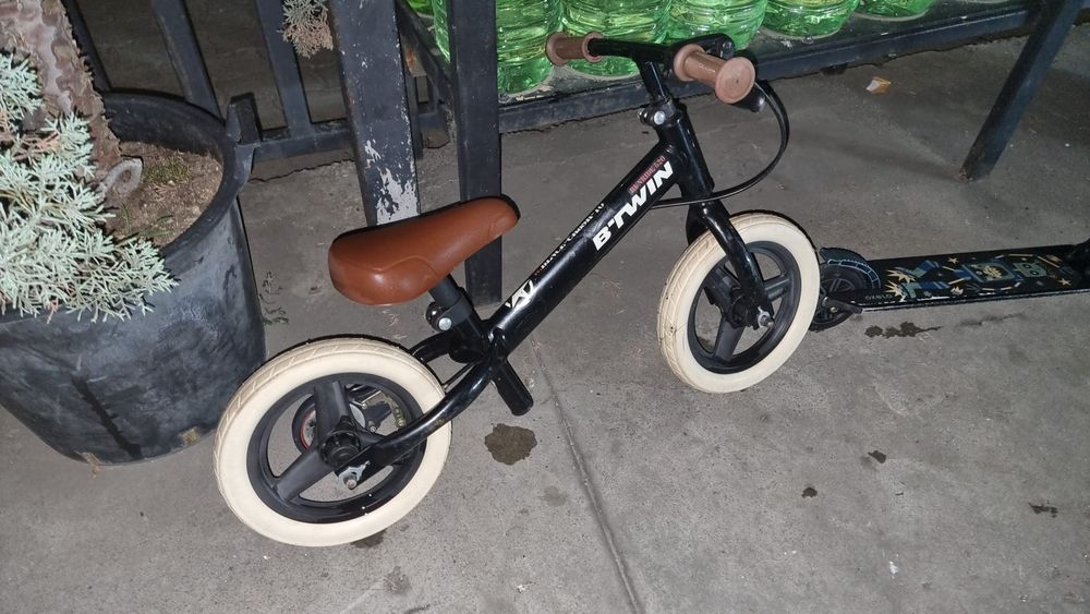 Bicicleta copii  de echilibru
