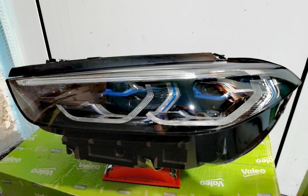 Фар фарове за БМВ 8 Г14 Г15 Г16 / BMW M8 G14 G15 G16 Laser Лазер.