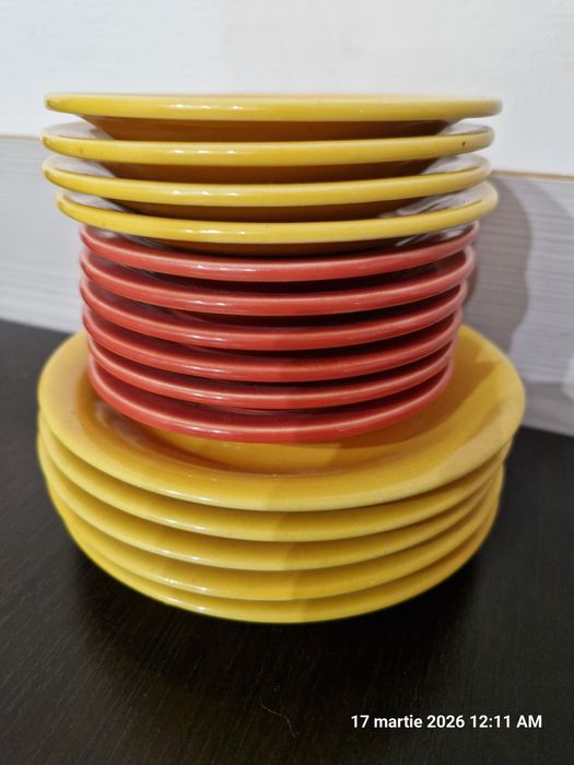 Farfurioare mici pentru gustari si desert