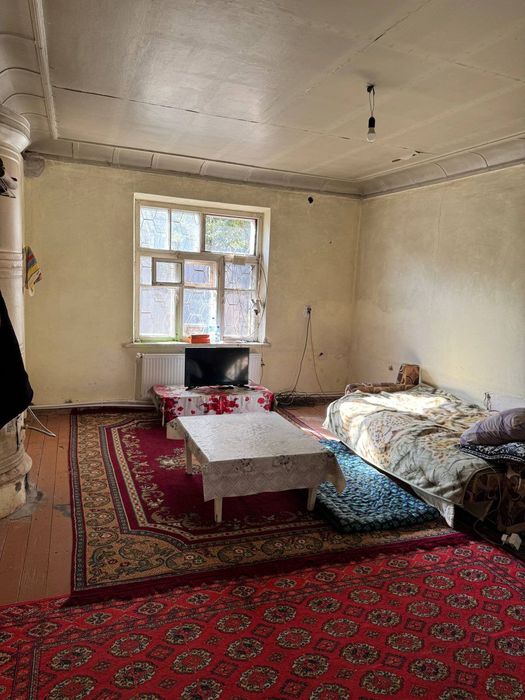 Ohangoronda 25 sotix uchastka sotiladi