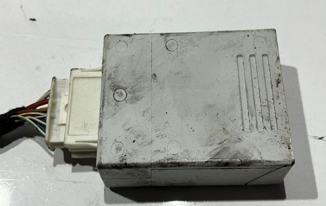 Modul carlig 6773731-01 BMW Seria 3 E90/E91/E92/E93 [2004 - 2010]