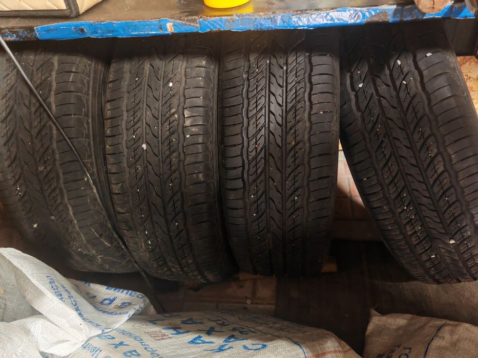 Продам шины летнии в хорошем состоянии