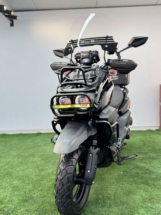 Tank skuter bor Abmenga moto kerak