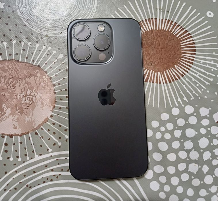 iPhone 15 Pro  Natural Titanium 256 ГБ