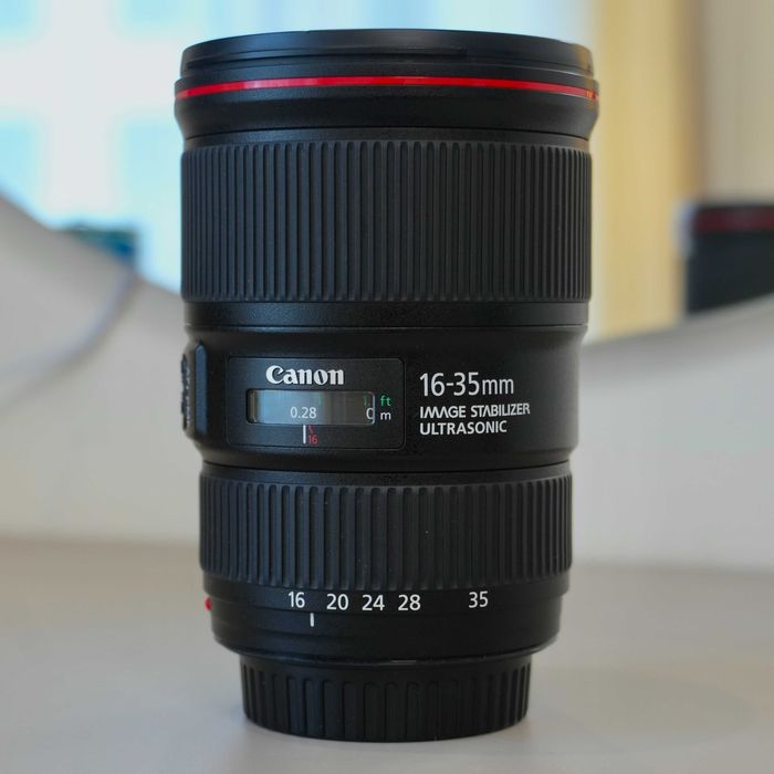 Canon EF 16-35mm f4 L IS USM