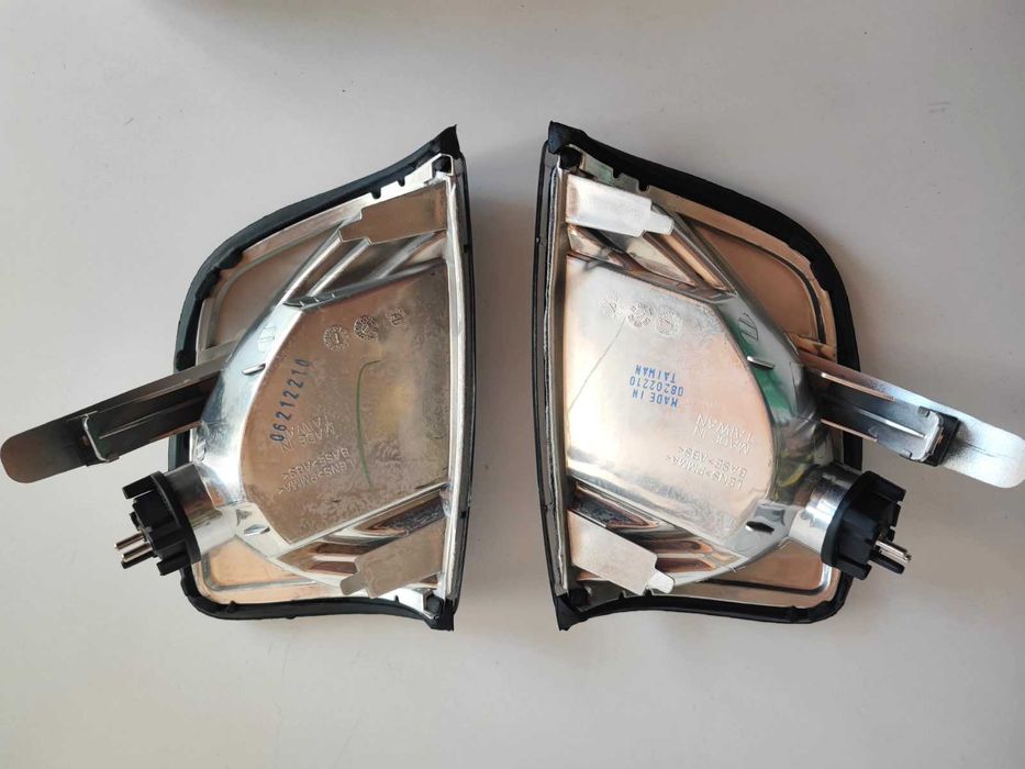 Мигачи Мерцедес 124 предни опушени Mercedes W124 Нови