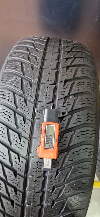 Set 4  Anvelope Nokian 235 55 R18 M+S