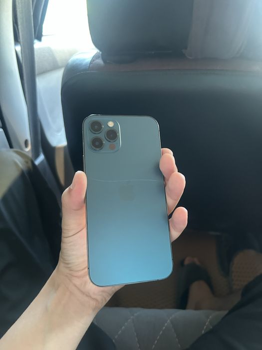 iPhone 12 pro blue