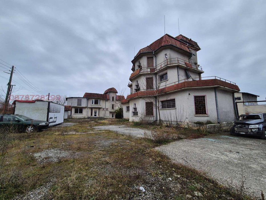 Продава ПРОМИШЛЕНО ПОМЕЩЕНИЕ