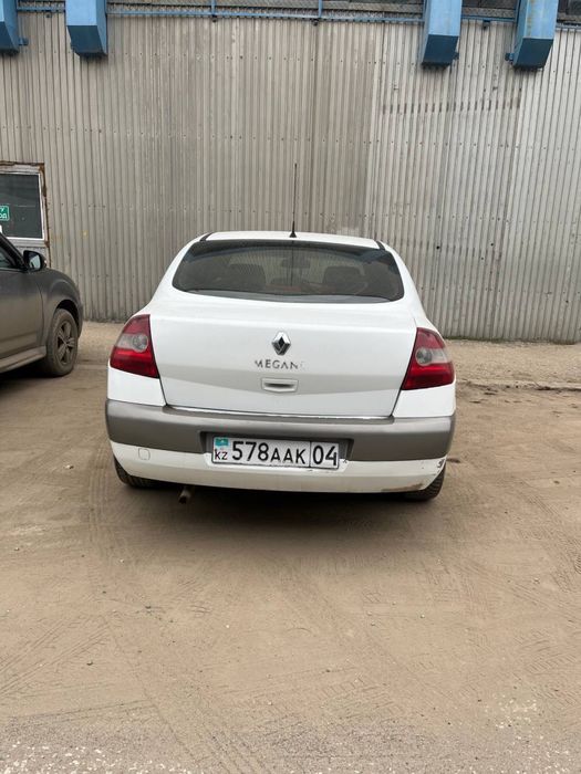 Renault Megan 2004.