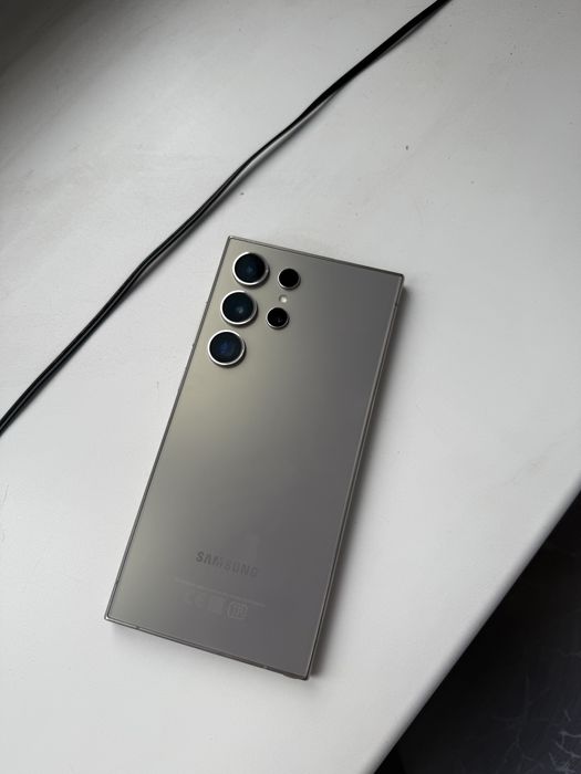 Продам Samsung S24 Ultra