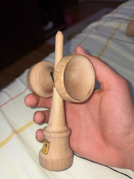 Kendama Cereal x Erattic squirel(migue)