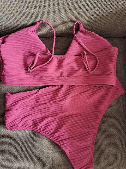 Едноцветни бански от две части XL