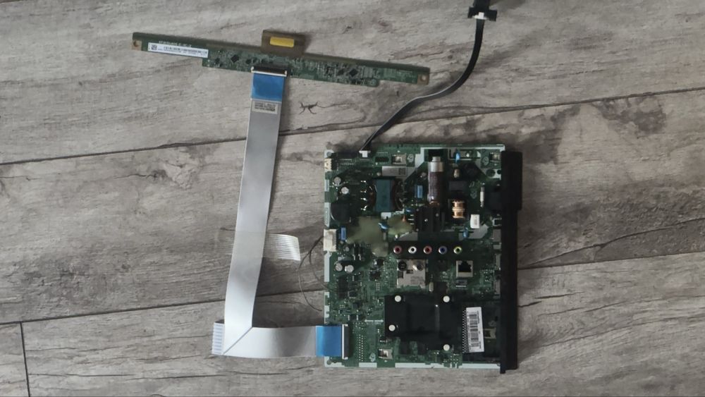 Продам плату от телевизора Самсунг