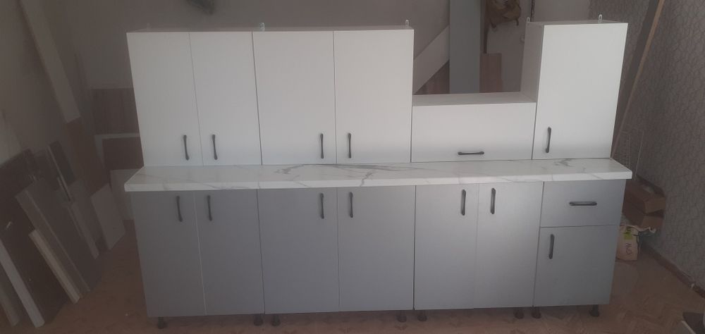 продам кухня новый