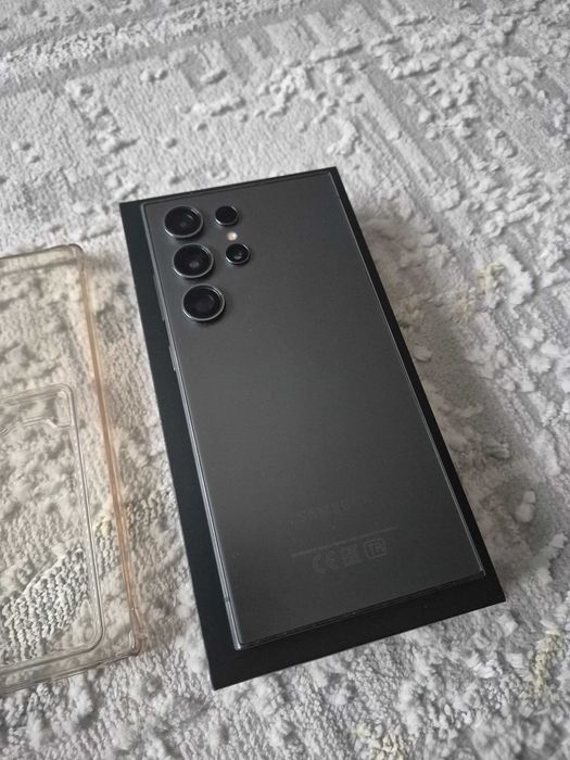 Samsung S24 Ultra 256 gb черный