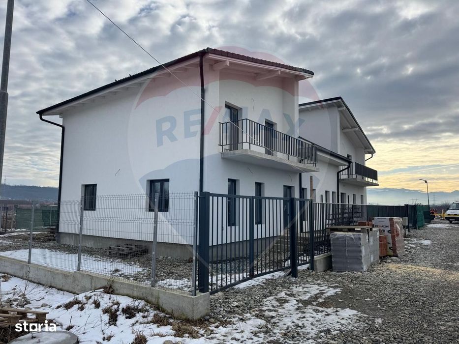 Casa tip Duplex Spațios în Noul Ansamblu Rezidențial din Selimbar/Mohu