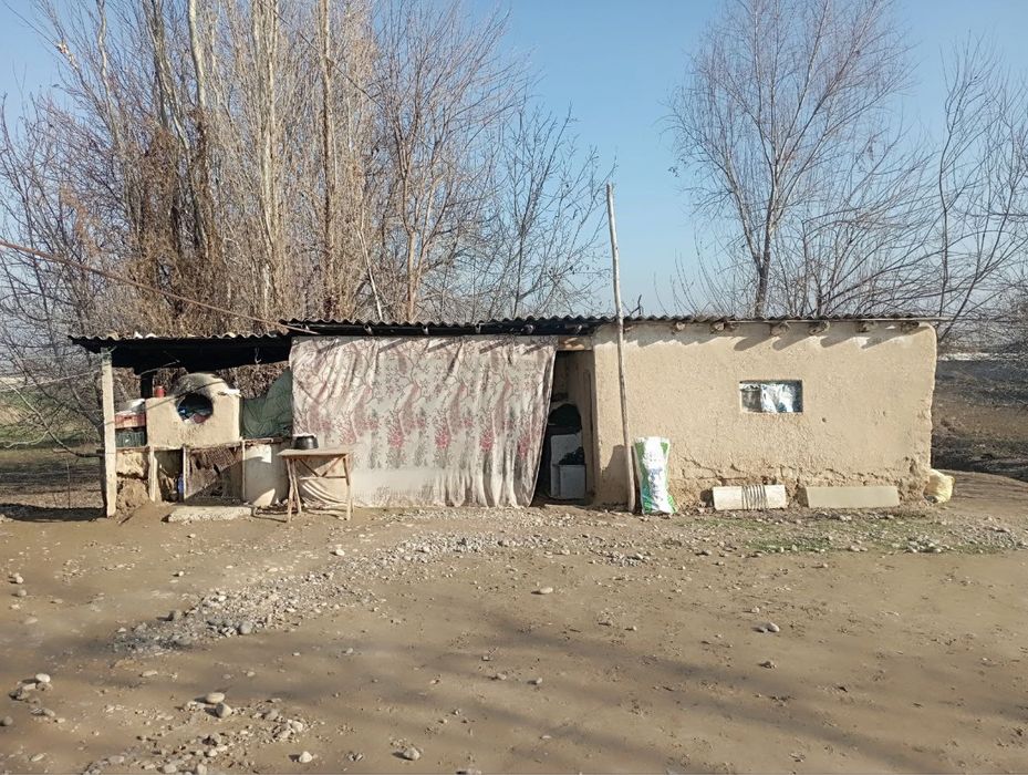 Уй жой ховли 13 сотик сотилади