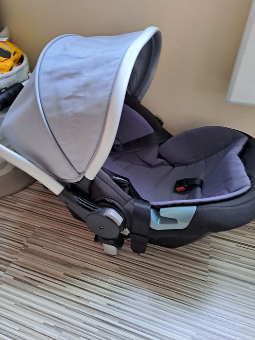 Столче за кола няма забележки по него