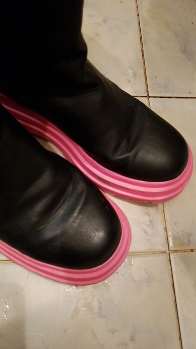 Боти номер 38 10лв.