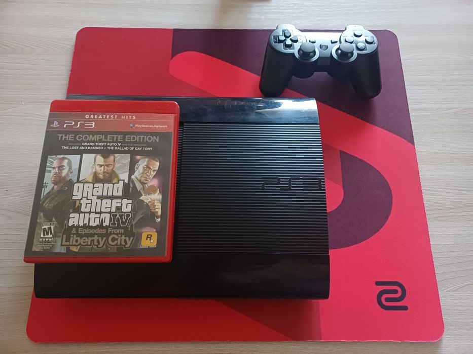 Playstation 3 Super slim не прошитая+лизенция GTA 4 Complete edition