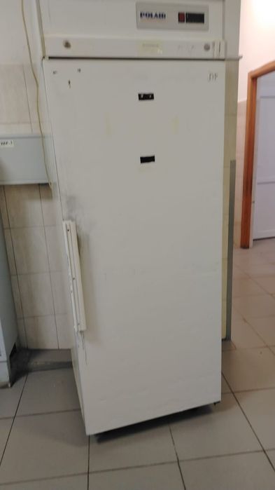 Холодильник промышленный