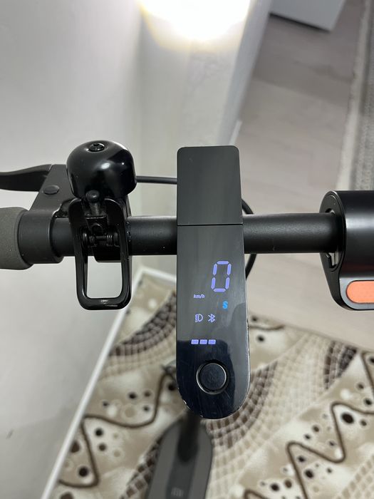 Продам Электро Самокат Xiaomi