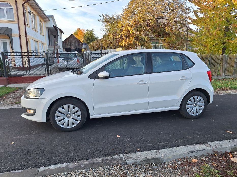 VOLKSWAGEN Polo 2011 — imagine 3