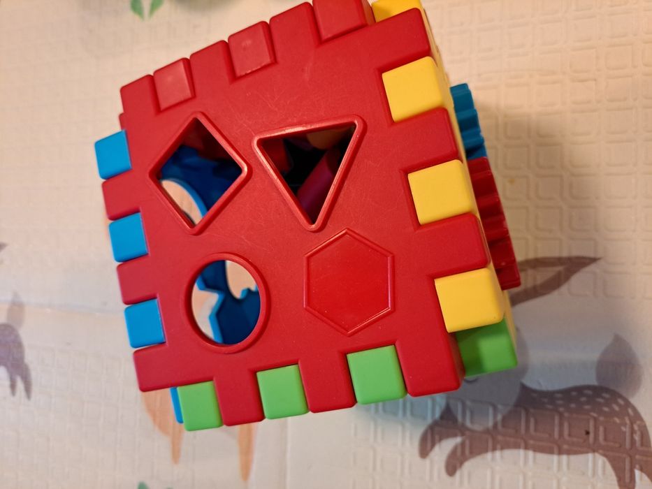 Играчки за малки деца и бебета