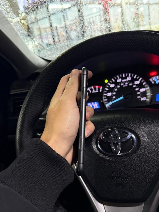 Продам  iphone 11 64 gb