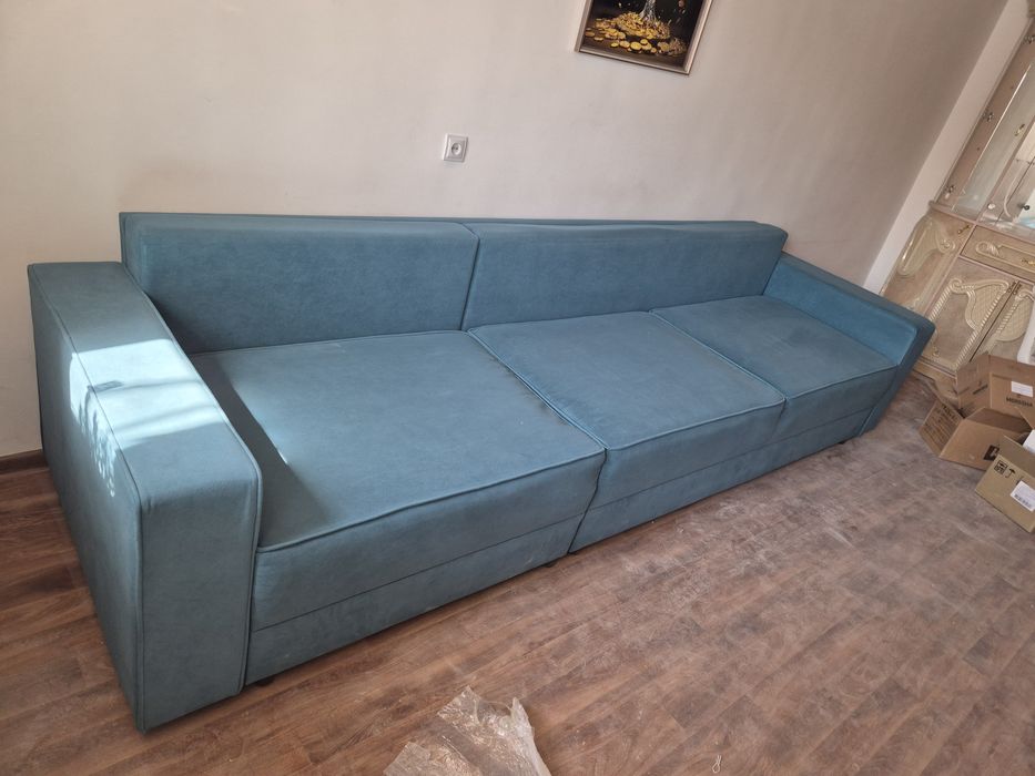 Срочно диван в гостинную