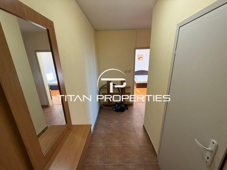 Дава се под наем Двустаен апартамент в Бургас, Лазур - 70 кв.м за 382.5 € - Снимка #2