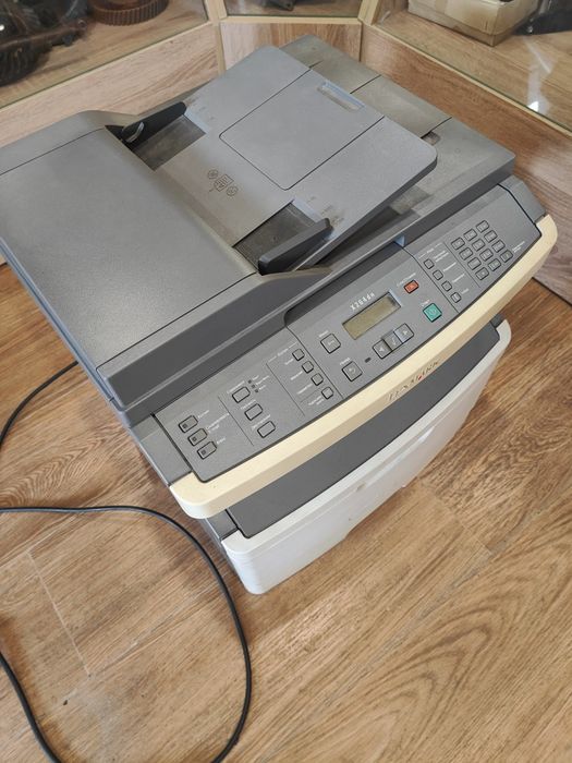 Продам МФУ Lexmark 262 dn