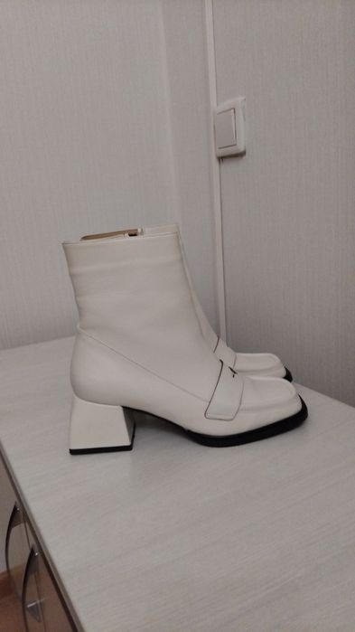 Продам кожанные полусапожки