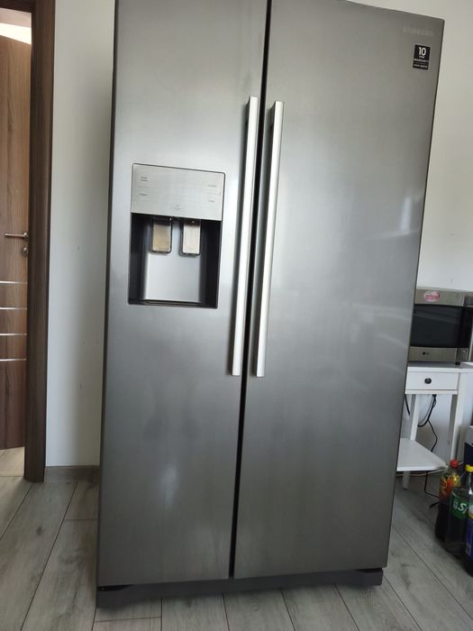 Frigider Samsung Side by Side RS50N3513SA – defect